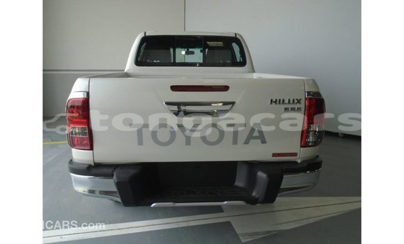 Buy Import Toyota Hilux White Car in Import - Dubai in Eua Buy Import Toyota Hilux White Car in Import - Dubai in Eua
