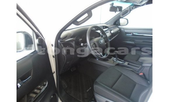 Buy Import Toyota Hilux White Car in Import - Dubai in Eua Buy Import Toyota Hilux White Car in Import - Dubai in Eua