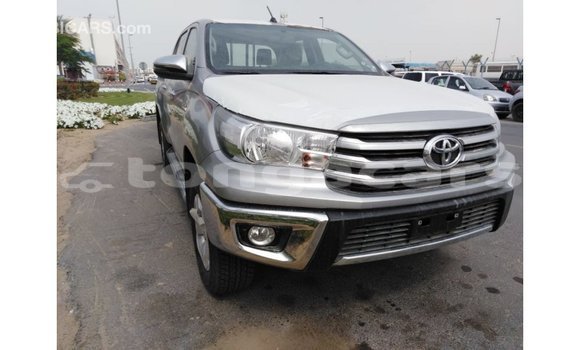 Acheter Import Voiture Toyota Hilux Autre à Import - Dubai, Eua Acheter Import Voiture Toyota Hilux Autre à Import - Dubai, Eua