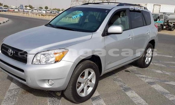 Acheter Import Voiture Toyota RAV4 Autre à Import - Dubai, Eua Acheter Import Voiture Toyota RAV4 Autre à Import - Dubai, Eua