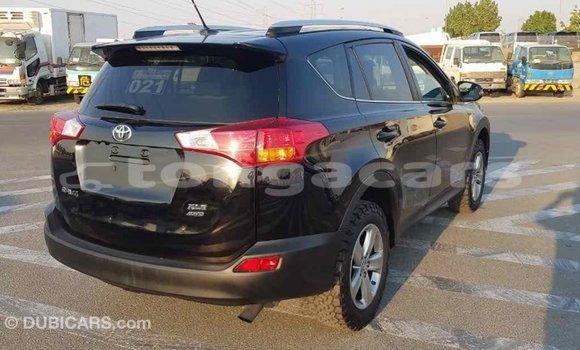 Acheter Import Voiture Toyota RAV4 Noir à Import - Dubai, Eua Acheter Import Voiture Toyota RAV4 Noir à Import - Dubai, Eua