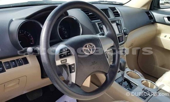 Buy Import Toyota Highlander Black Car in Import - Dubai in Eua Buy Import Toyota Highlander Black Car in Import - Dubai in Eua