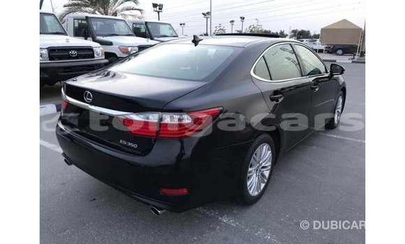 Acheter Import Voiture Lexus ES Noir à Import - Dubai, Eua Acheter Import Voiture Lexus ES Noir à Import - Dubai, Eua