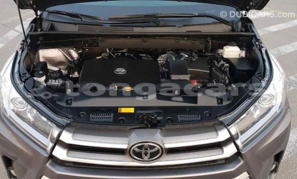 Acheter Import Voiture Toyota Highlander Autre à Import - Dubai, Eua Acheter Import Voiture Toyota Highlander Autre à Import - Dubai, Eua