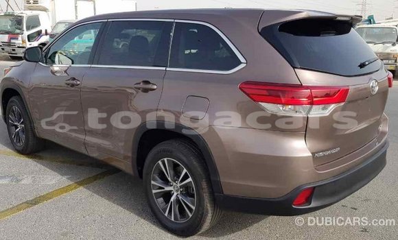 Buy Import Toyota Highlander Brown Car in Import - Dubai in Eua Buy Import Toyota Highlander Brown Car in Import - Dubai in Eua