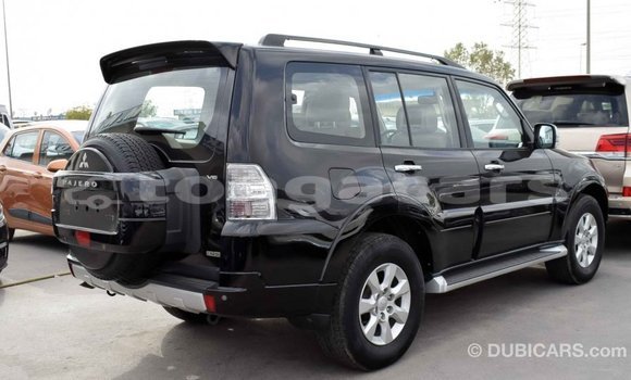 Acheter Import Voiture Mitsubishi Pajero Noir à Import - Dubai, Eua Acheter Import Voiture Mitsubishi Pajero Noir à Import - Dubai, Eua