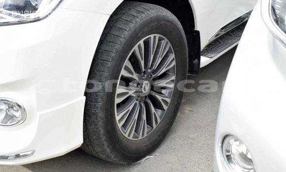 Acheter Import Voiture Nissan Patrol Blanc à Import - Dubai, Eua Acheter Import Voiture Nissan Patrol Blanc à Import - Dubai, Eua