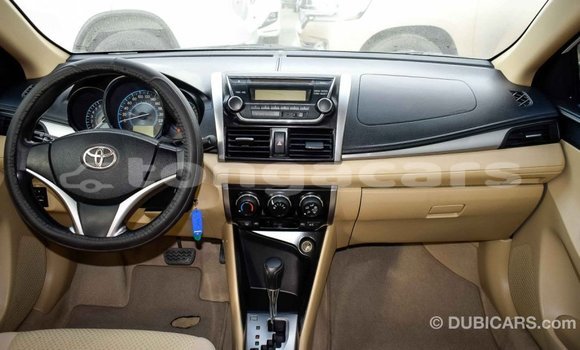 Acheter Import Voiture Toyota Yaris Blanc à Import - Dubai, Eua Acheter Import Voiture Toyota Yaris Blanc à Import - Dubai, Eua