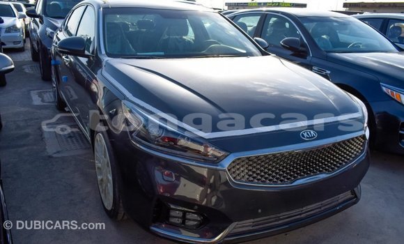 Acheter Import Voiture Kia Cadenza Autre à Import - Dubai, Eua Acheter Import Voiture Kia Cadenza Autre à Import - Dubai, Eua