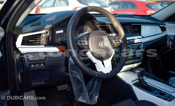 Acheter Import Voiture Kia Cadenza Autre à Import - Dubai, Eua Acheter Import Voiture Kia Cadenza Autre à Import - Dubai, Eua