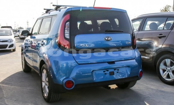Acheter Import Voiture Kia Soul Bleu à Import - Dubai, Eua Acheter Import Voiture Kia Soul Bleu à Import - Dubai, Eua