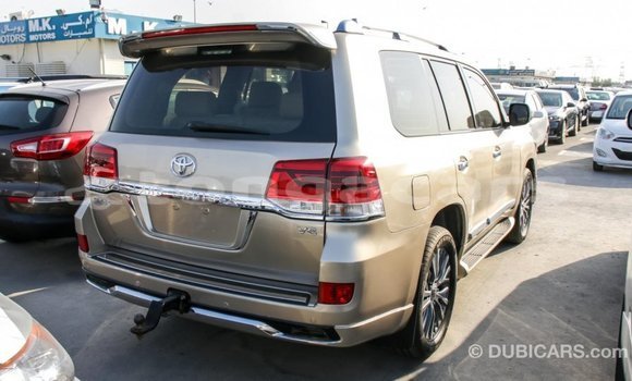 Acheter Import Voiture Toyota Land Cruiser Autre à Import - Dubai, Eua Acheter Import Voiture Toyota Land Cruiser Autre à Import - Dubai, Eua