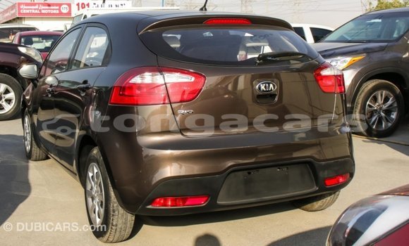 Acheter Import Voiture Kia Rio Marron à Import - Dubai, Eua Acheter Import Voiture Kia Rio Marron à Import - Dubai, Eua