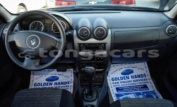 Acheter Import Voiture Renault Duster Bleu à Import - Dubai, Eua Acheter Import Voiture Renault Duster Bleu à Import - Dubai, Eua