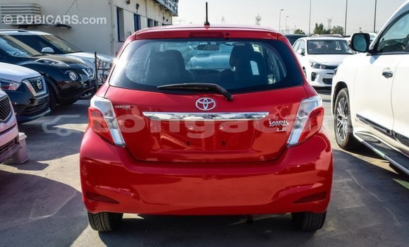 Acheter Import Voiture Toyota Yaris Rouge à Import - Dubai, Eua Acheter Import Voiture Toyota Yaris Rouge à Import - Dubai, Eua