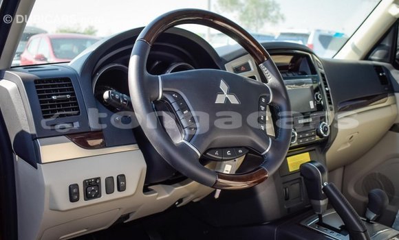 Acheter Import Voiture Mitsubishi Pajero Autre à Import - Dubai, Eua Acheter Import Voiture Mitsubishi Pajero Autre à Import - Dubai, Eua