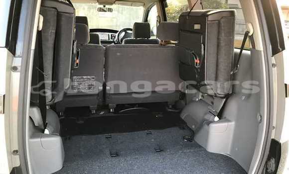 Acheter Occasion Voiture Toyota Voxy Noir à Nuku'alofa, Tongatapu Acheter Occasion Voiture Toyota Voxy Noir à Nuku'alofa, Tongatapu