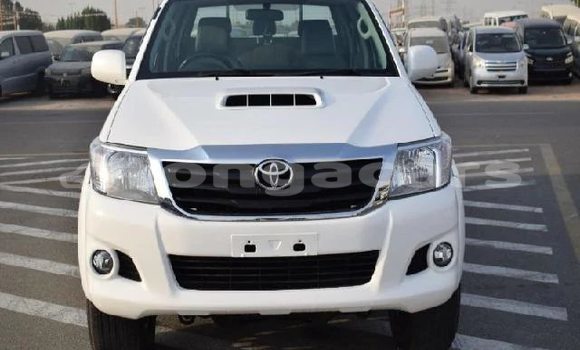 Acheter Occasion Voiture Toyota Hilux Blanc à Nuku'alofa, Tongatapu Acheter Occasion Voiture Toyota Hilux Blanc à Nuku'alofa, Tongatapu