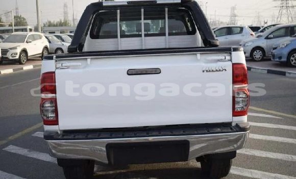 Acheter Occasion Voiture Toyota Hilux Blanc à Nuku'alofa, Tongatapu Acheter Occasion Voiture Toyota Hilux Blanc à Nuku'alofa, Tongatapu