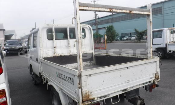 Buy Used Toyota Dyna White Car in Nuku'alofa in Tongatapu Buy Used Toyota Dyna White Car in Nuku'alofa in Tongatapu