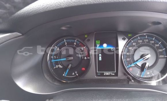 Buy Used Toyota Hilux Blue Car in Liahona in Tongatapu Buy Used Toyota Hilux Blue Car in Liahona in Tongatapu