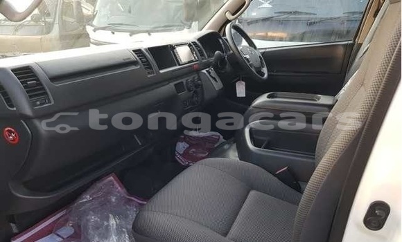 Acheter Occasion Voiture Toyota Hiace Blanc à Nuku'alofa, Tongatapu Acheter Occasion Voiture Toyota Hiace Blanc à Nuku'alofa, Tongatapu