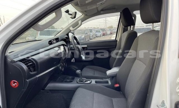 Acheter Occasion Voiture Toyota Hiluxe Revo Blanc à Mu'a, Tongatapu Acheter Occasion Voiture Toyota Hiluxe Revo Blanc à Mu'a, Tongatapu