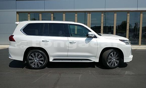 Acheter Occasion Voiture Lexus LX 570 Blanc à Fotua, Ha'apai Acheter Occasion Voiture Lexus LX 570 Blanc à Fotua, Ha'apai