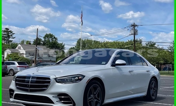Acheter Occasion Voiture Mercedes-Benz S–Class Vert à Fua'amotu, Tongatapu Acheter Occasion Voiture Mercedes-Benz S–Class Vert à Fua'amotu, Tongatapu