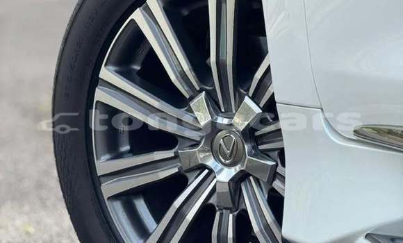 Buy Used Lexus LX White Car in Nuku'alofa in Tongatapu Buy Used Lexus LX White Car in Nuku'alofa in Tongatapu