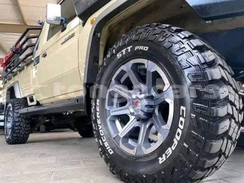 Big with watermark toyota land cruiser niuas hihifo 751