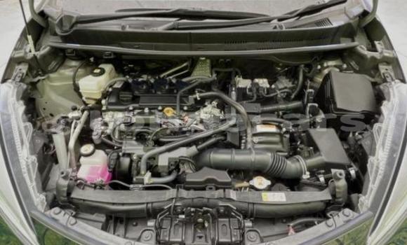 Acheter Occasion Voiture Toyota Aqua Gris à Nuku'alofa, Tongatapu Acheter Occasion Voiture Toyota Aqua Gris à Nuku'alofa, Tongatapu