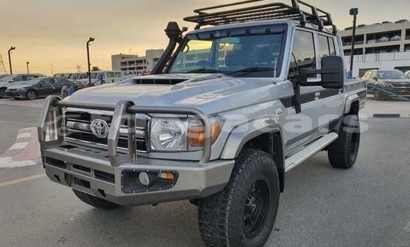 Buy Used Toyota Land Cruiser Silver Car in Hihifo in Niuas