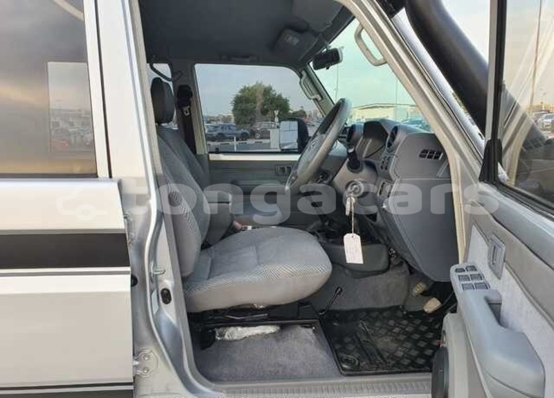 Big with watermark toyota land cruiser niuas hihifo 758