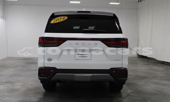 Buy Used Lexus LX White Car in Tofua in Ha'apai Buy Used Lexus LX White Car in Tofua in Ha'apai