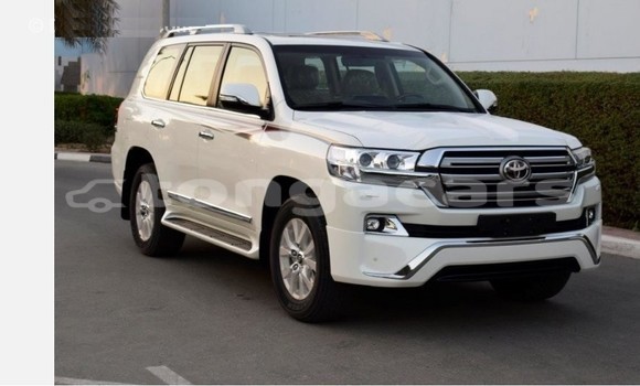 Acheter Occasion Voiture Toyota Land Cruiser Blanc à Nuku'alofa, Tongatapu
