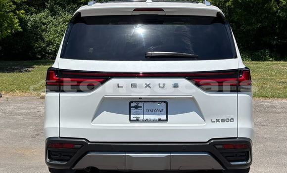 Acheter Occasion Voiture Lexus LX Blanc à Fua'amotu, Tongatapu Acheter Occasion Voiture Lexus LX Blanc à Fua'amotu, Tongatapu