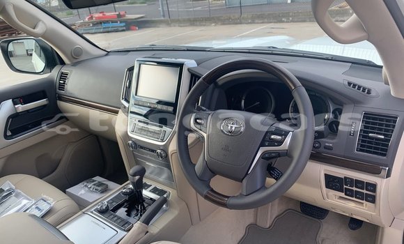 Buy Used Toyota Land Cruiser White Car in Nuku'alofa in Tongatapu Buy Used Toyota Land Cruiser White Car in Nuku'alofa in Tongatapu