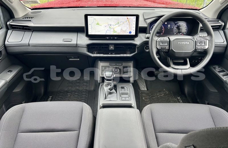 Big with watermark toyota hilux tongatapu nuku alofa 817