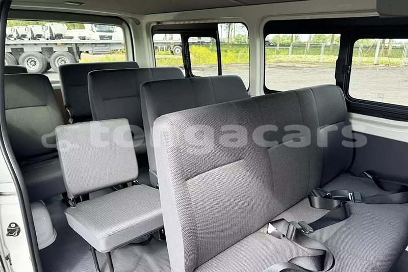 Big with watermark toyota hiace eua import dubai 823
