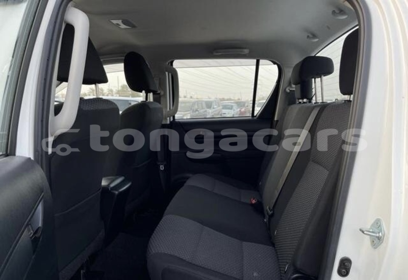 Big with watermark toyota hiace tongatapu nuku alofa 826