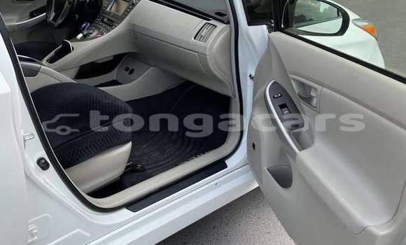 Buy Used Toyota Prius White Car in Nuku'alofa in Tongatapu Buy Used Toyota Prius White Car in Nuku'alofa in Tongatapu