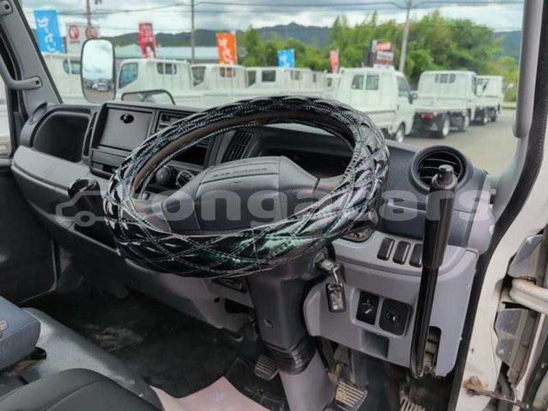 Big with watermark mitsubishi van tongatapu nuku alofa 852