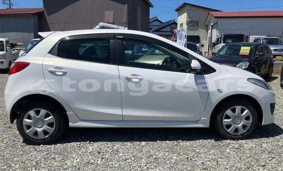 Buy Used Mazda Demio White Car in Nuku'alofa in Tongatapu Buy Used Mazda Demio White Car in Nuku'alofa in Tongatapu