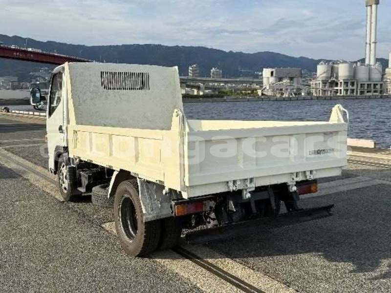 Big with watermark mitsubishi l400 tongatapu nuku alofa 870