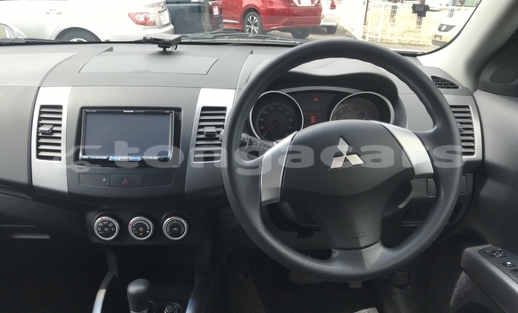 Buy Used Mitsubishi Outlander Silver Car in Fotua in Ha'apai Buy Used Mitsubishi Outlander Silver Car in Fotua in Ha'apai