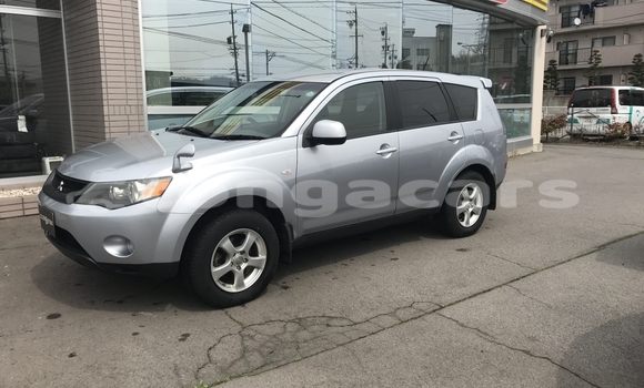 Buy Used Mitsubishi Outlander Silver Car in Fotua in Ha'apai Buy Used Mitsubishi Outlander Silver Car in Fotua in Ha'apai