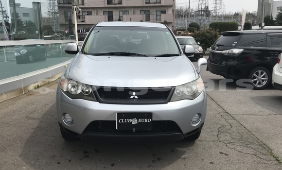 Buy Used Mitsubishi Outlander Silver Car in Fotua in Ha'apai Buy Used Mitsubishi Outlander Silver Car in Fotua in Ha'apai