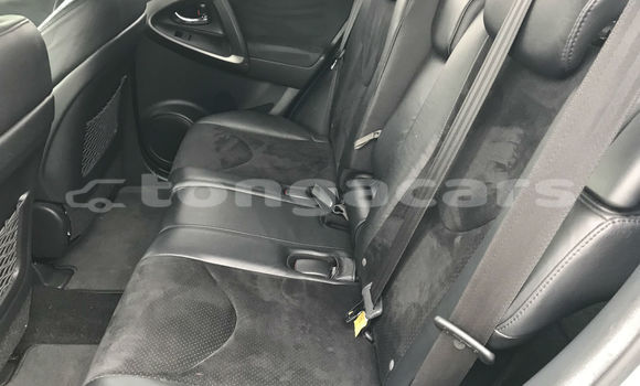Acheter Occasion Voiture Toyota RAV4 Gris à Muitoa, Ha'apai Acheter Occasion Voiture Toyota RAV4 Gris à Muitoa, Ha'apai