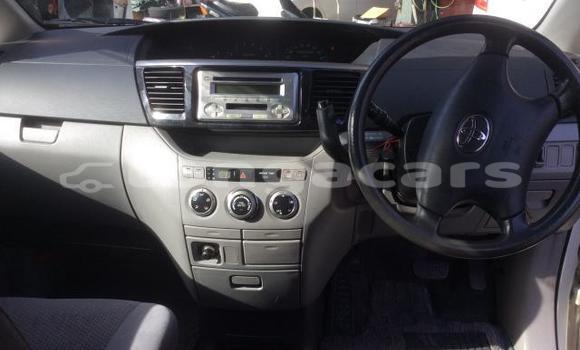 Buy Used Toyota Voxy White Car in Fua'amotu in Tongatapu Buy Used Toyota Voxy White Car in Fua'amotu in Tongatapu